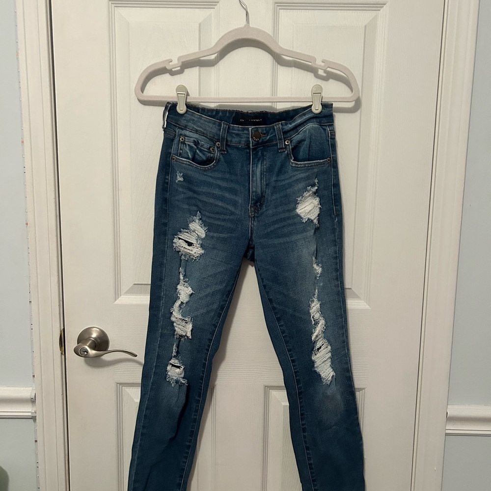 Aeropostale Dark-wash Distressed Blue Jeans